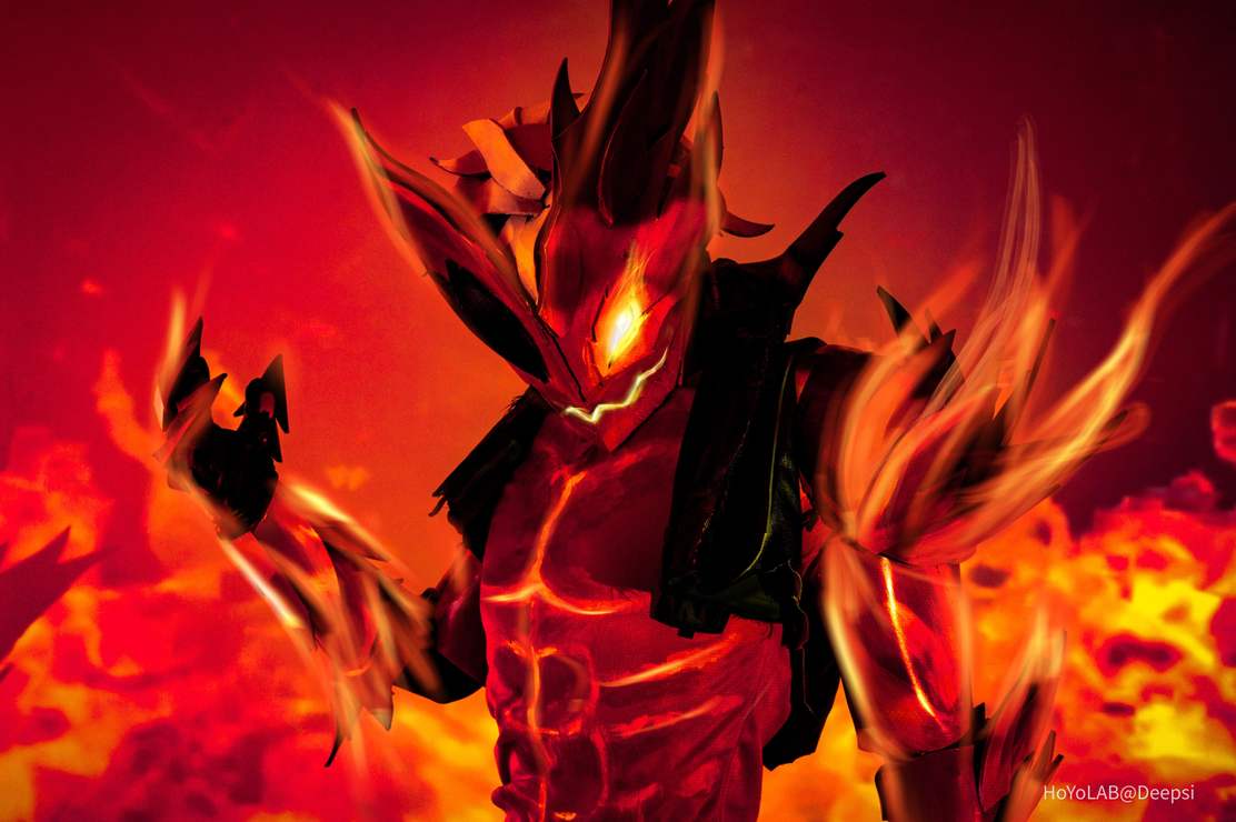 Kalpas Boss form cosplay photoshoot Honkai Impact 3rd HoYoLAB