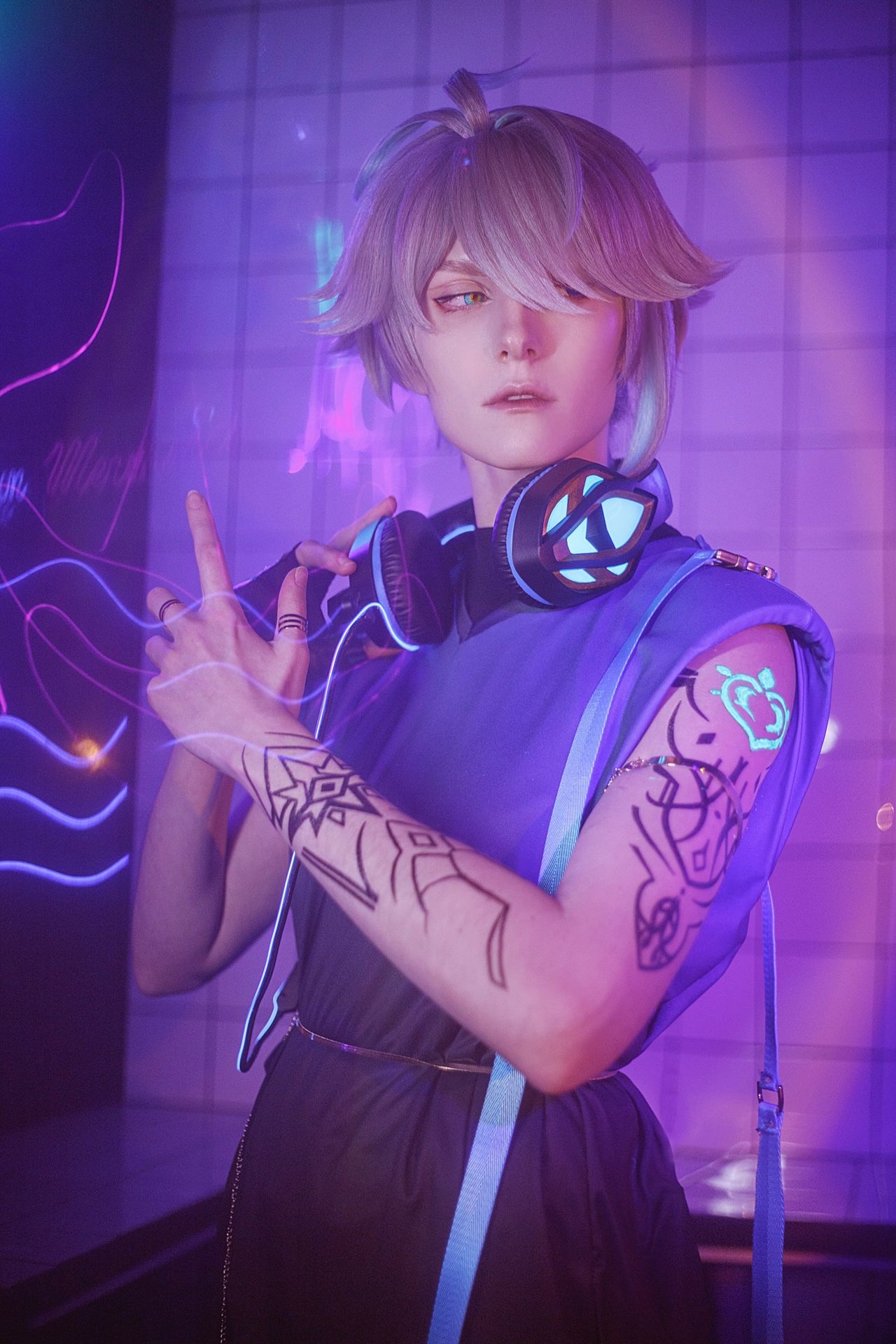 Неон АУ Genshin Impact | HoYoLAB