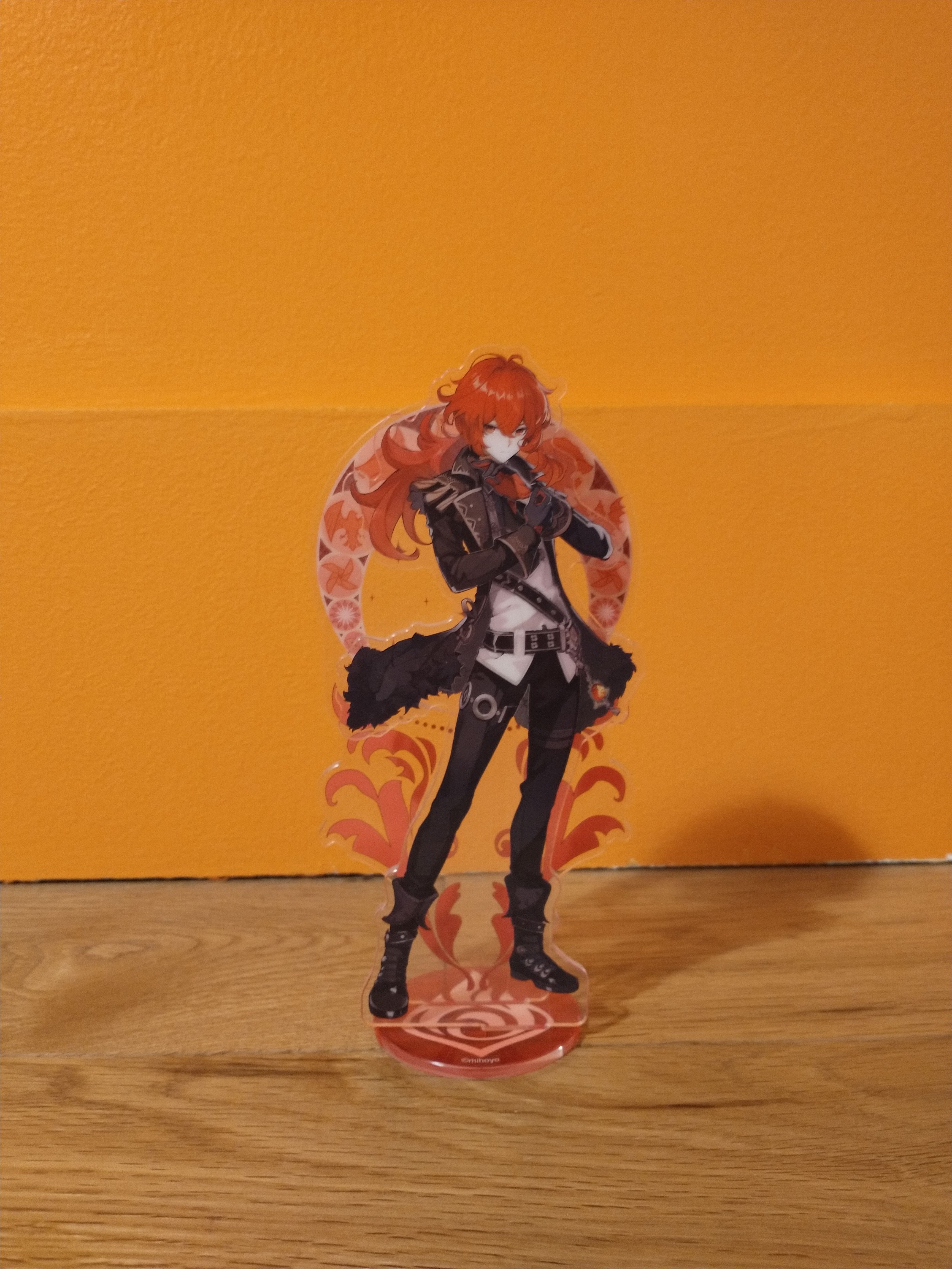 j-ai-achet-une-figurine-acrylique-de-diluc-genshin-impact-hoyolab