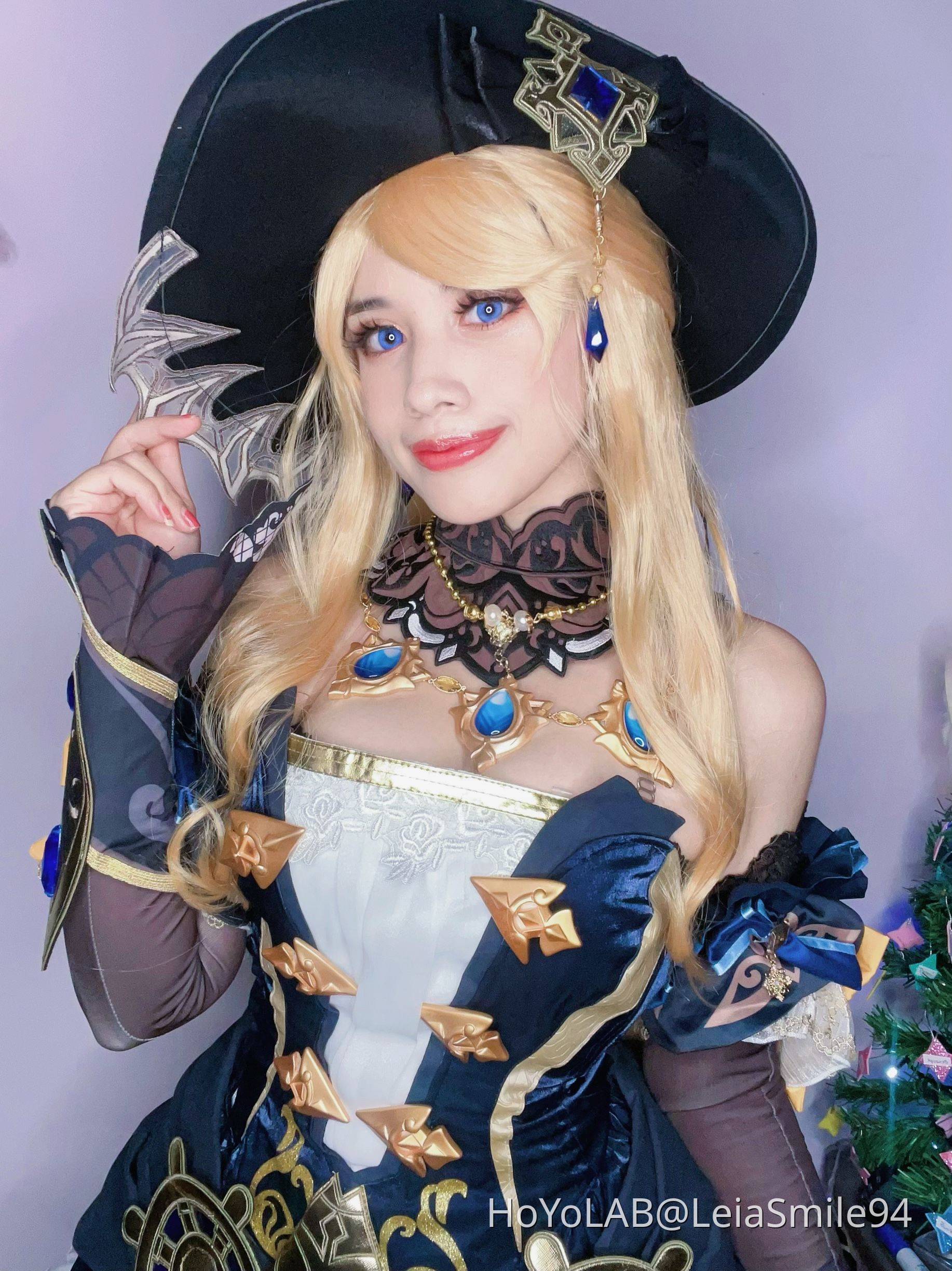 navia-cosplay-genshin-impact-hoyolab
