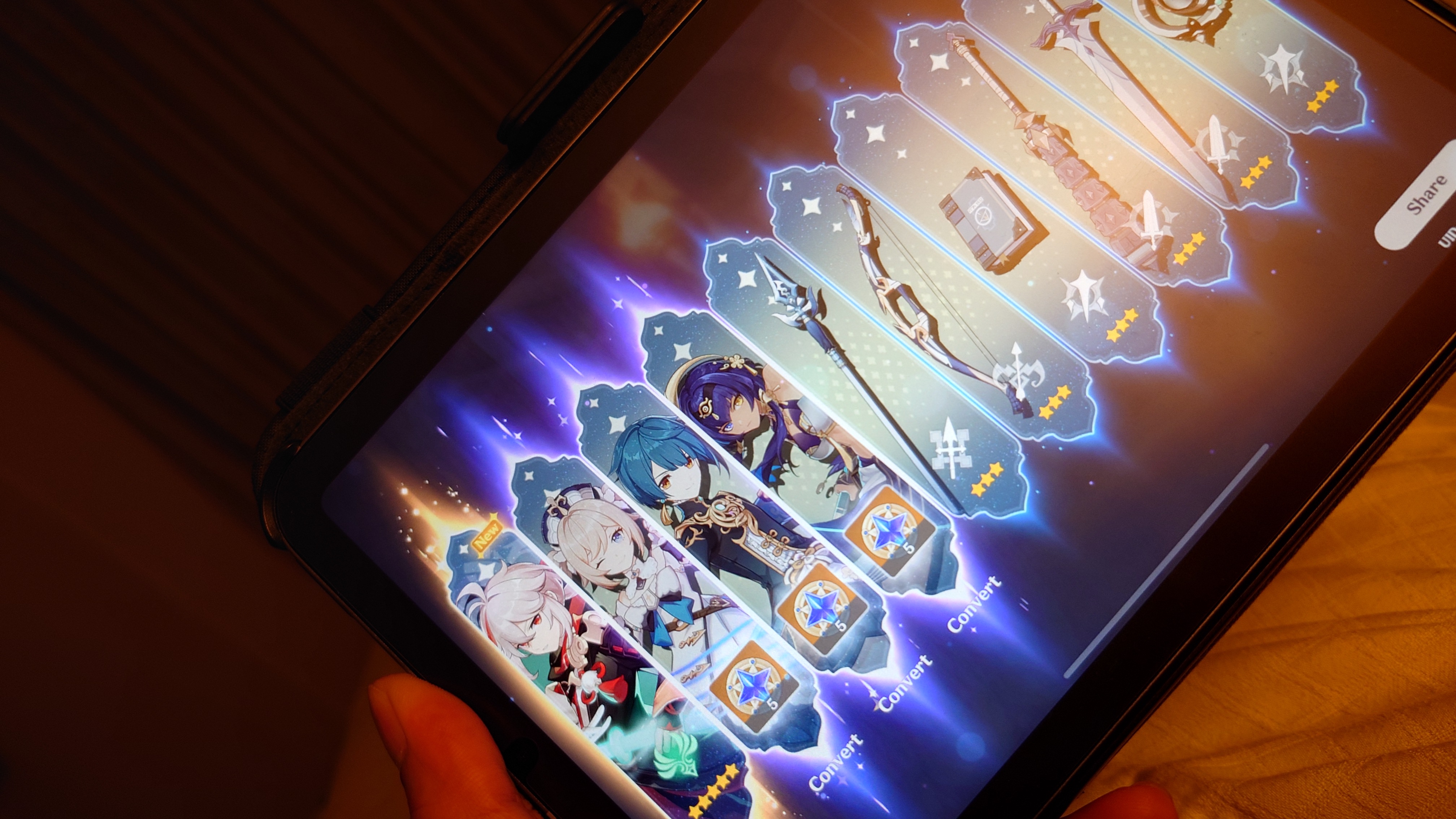 First time getting a 5 star on 10 pull winning 50/50 Genshin Impact ...