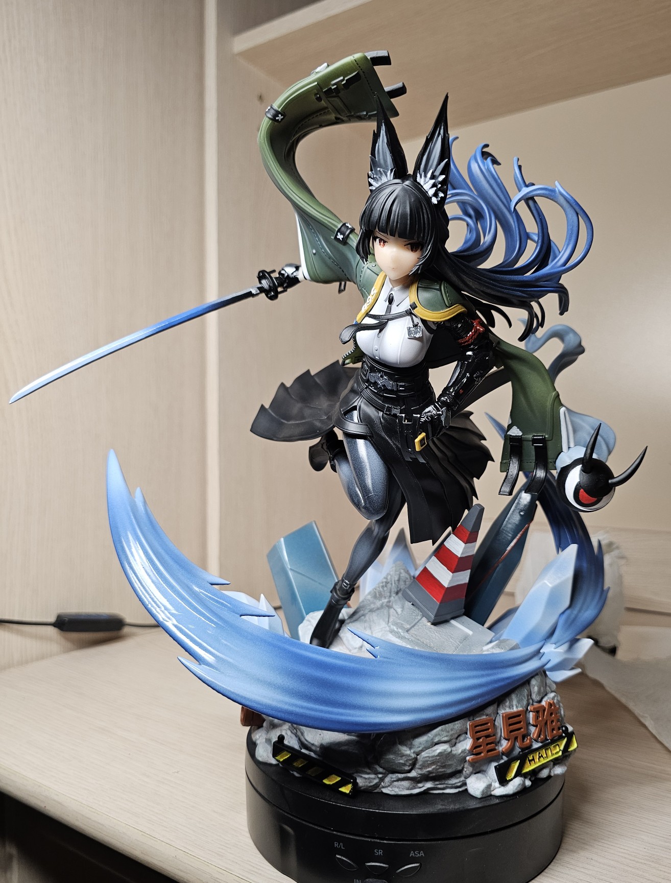 Hoshimi Miyabi figurine done Zenless Zone Zero | HoYoLAB
