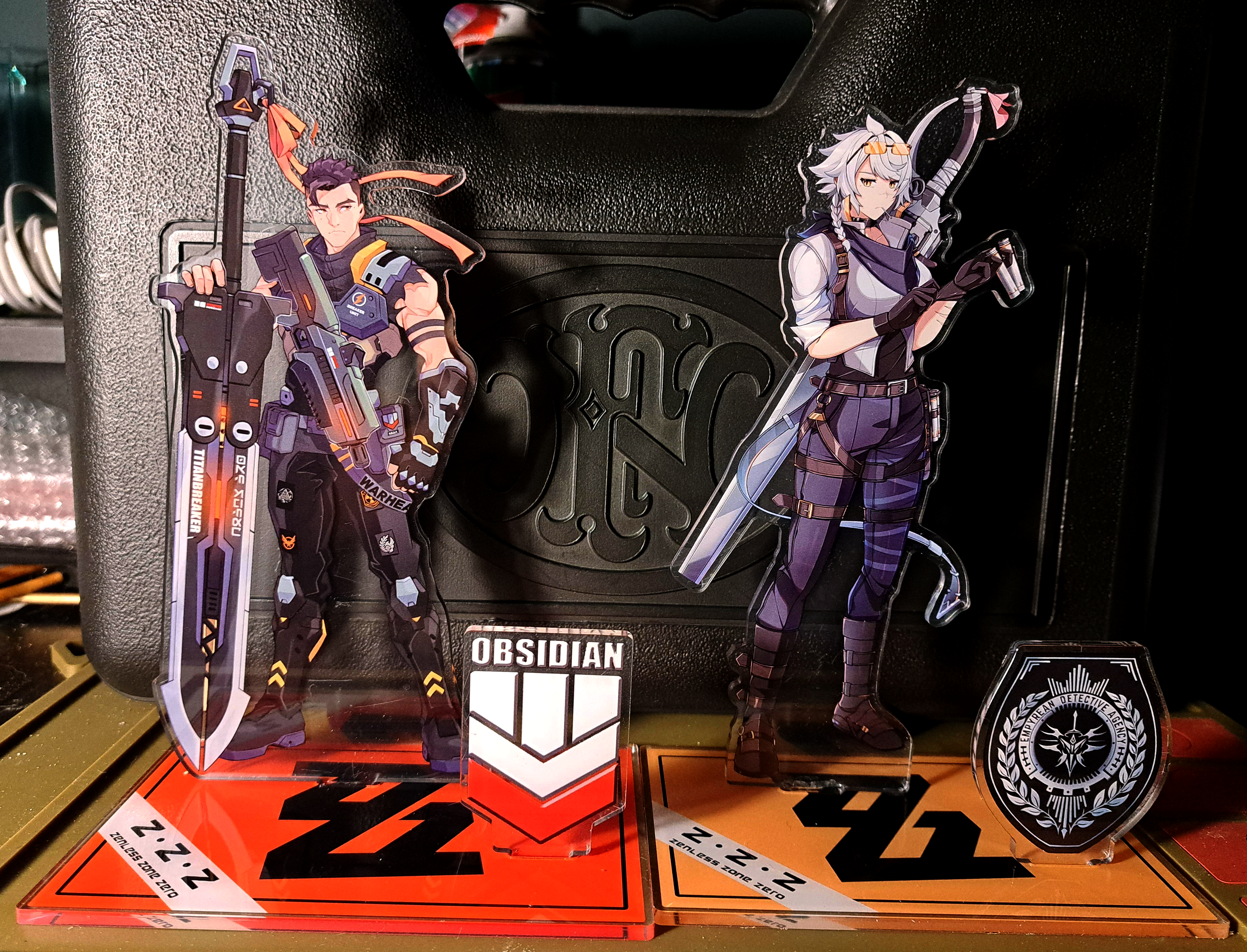 ZZZ OCs] Mia Reverie & Strider Acrylic Standees Zenless Zone Zero